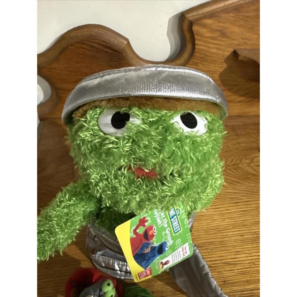VTG Gund Sesame Street Oscar The Grouch 10" Plush Toy Stuffed Animal 2005 Rare - Picture 6 of 10